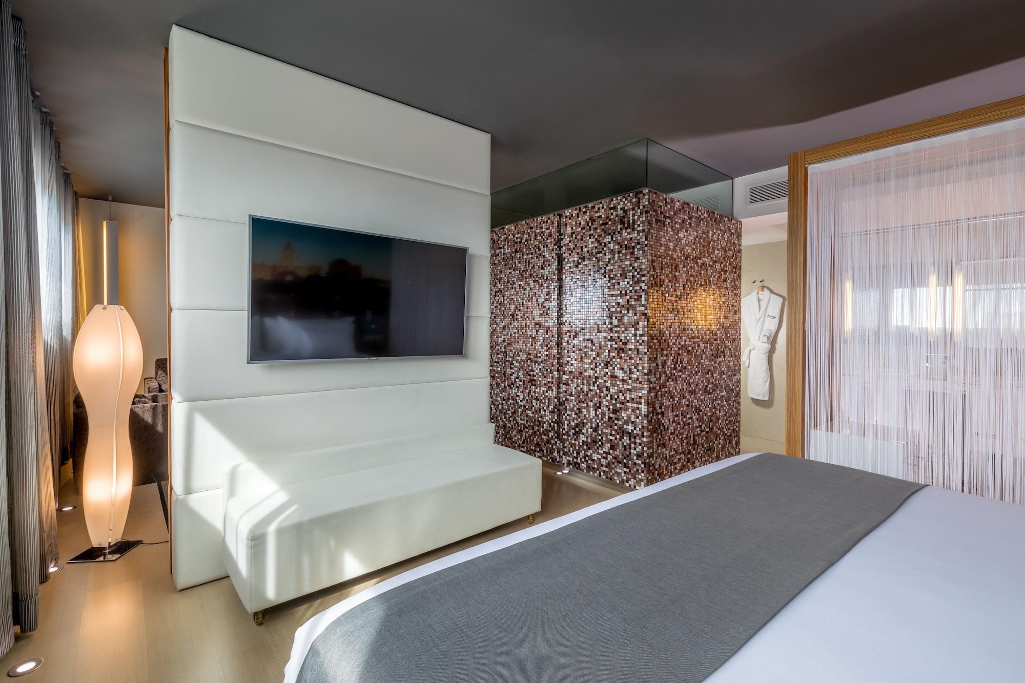 Hotel Barcelo Málaga Esterno foto